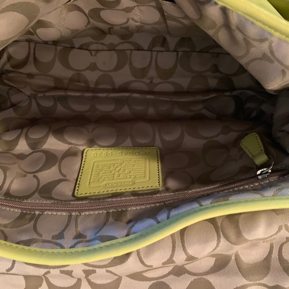 GORGEOUS Coach Hampton soho leather satchel 9636 - Picture 2 of 5